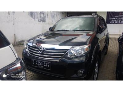 TOYOTA FORTUNER G LUX 2.7 AT 2012