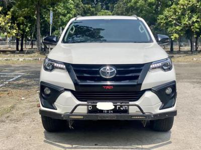 Toyota fortuner VRZ TRD AT 2019