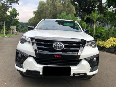 Toyota Fortuner VRZ TRD AT 2020 Putih