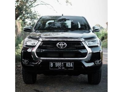 Toyota Hilux D-CAB 4?4 V 2,4 AT 2021