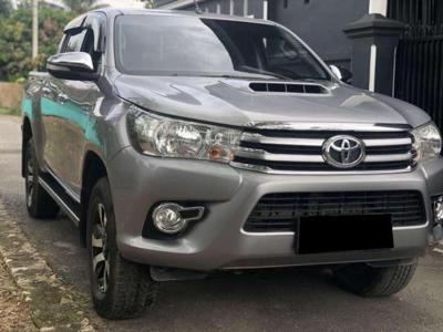Toyota Hilux Double Cabin 4?4 MT 2017