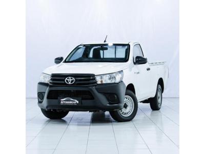 TOYOTA HILUX PICK UP WHITE 2017