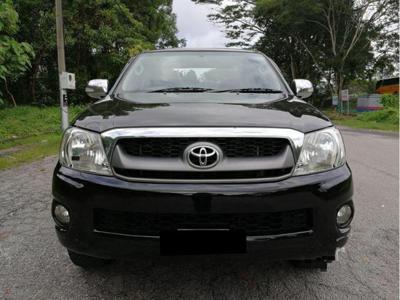 Toyota Hilux type G M/T Tahun 2012