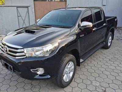 Toyota Hilux V 2016 Hitam