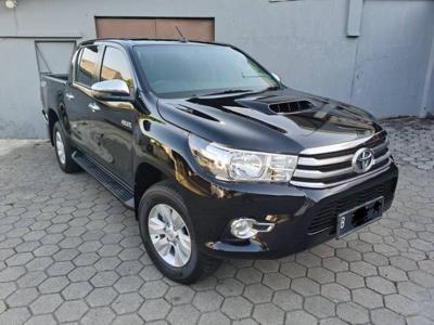 Toyota Hilux V 2.5 4x4 2016 Hitam