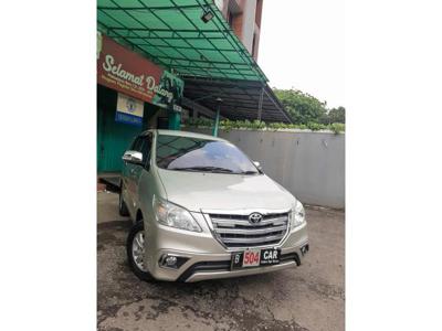 Toyota Innova G manual 2011