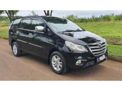 Toyota Innova G manual 2014