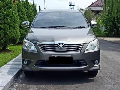 TOYOTA KIJANG INNOVA E AT GREY 2013