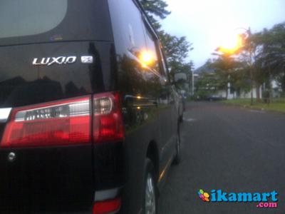 Jual Daihatsu Luxio Type X