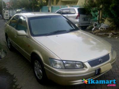 Toyota Camry Thn 2000