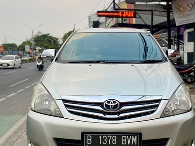 2009 Toyota Kijang Innova 2.0 V AT