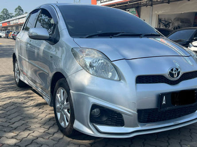2013 Toyota Yaris S LIMITED AUTOMATIC TDR