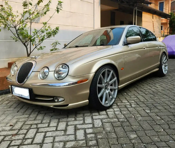 Jaguar S-Type 2002