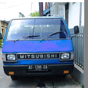 Mitsubishi L300 1989