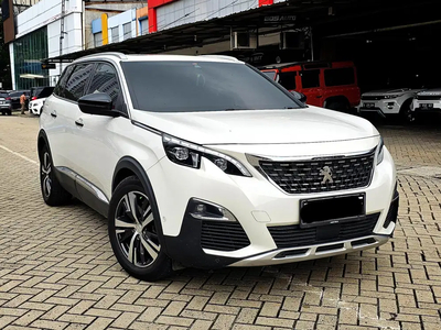 Peugeot 5008 2021