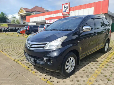 Toyota Avanza 2013