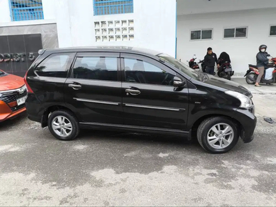 Toyota Avanza 2013