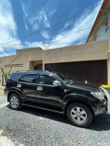 Toyota Fortuner 2011