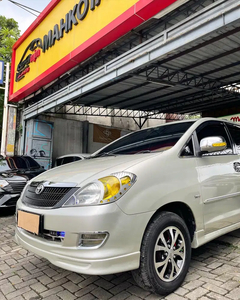 Toyota Kijang Innova 2007