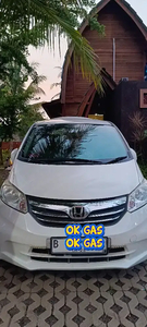 Honda Freed 2012