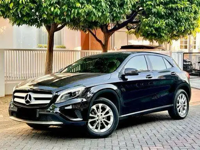 Mercedes-Benz GLA200 2016