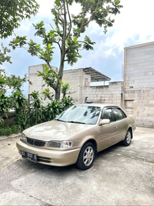 Toyota Corolla 2000