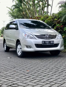 Toyota Kijang Innova 2010