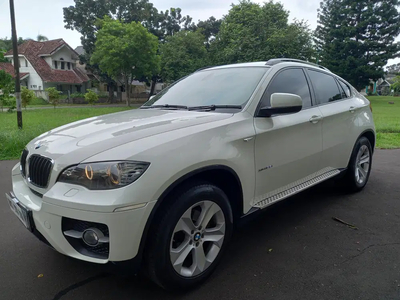 BMW X6 2011