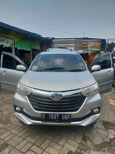 Daihatsu Grand Xenia 2016