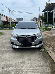 Daihatsu Xenia 2016