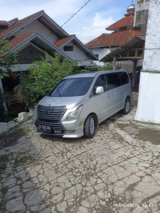 Hyundai H1 2008