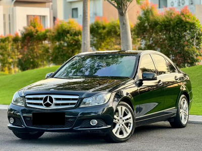 Mercedes-Benz C200 2013