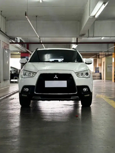 Mitsubishi Outlander Sport 2014