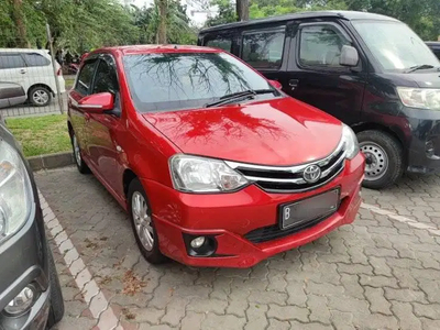 Toyota Etios Valco 2016