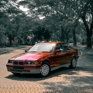 BMW 320i 1996