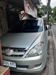 Toyota Kijang Innova 2006