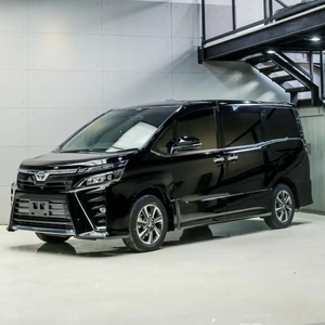 Toyota Voxy 2017