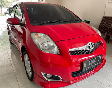 Toyota Yaris 2011