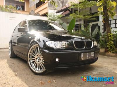 Jual BMW 318i 2003 Facelift Black On Black. Velg Ring 20. Nopil