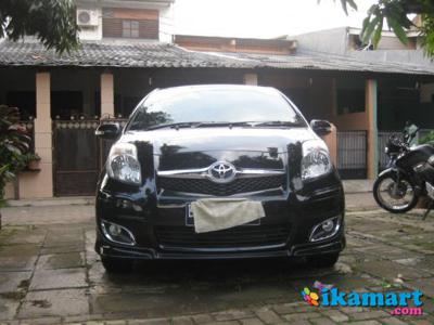Jual Toyota Yaris Type S Manual Hitam 2011 Low Kilometer Jarang Pakai
