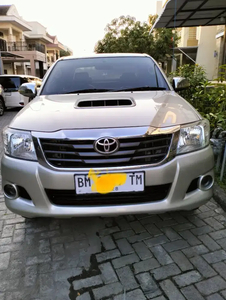 Toyota HILUX 2012