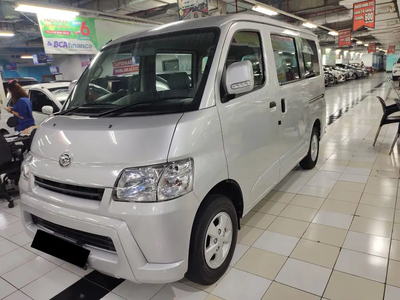 Daihatsu Gran max 2014