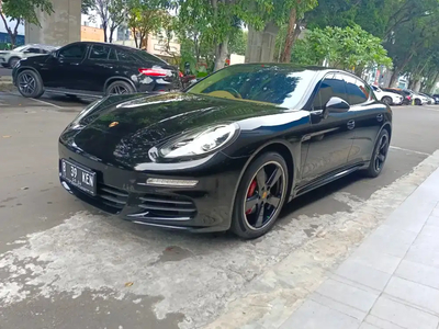 Porsche Panamera 2014