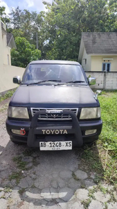 Toyota Kijang 2002