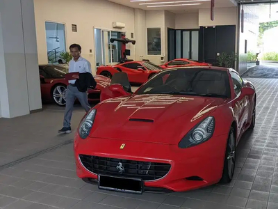 Ferrari California 2013