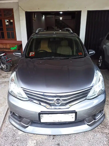 Nissan Grand livina 2014