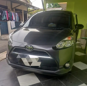 Toyota Sienta 2017