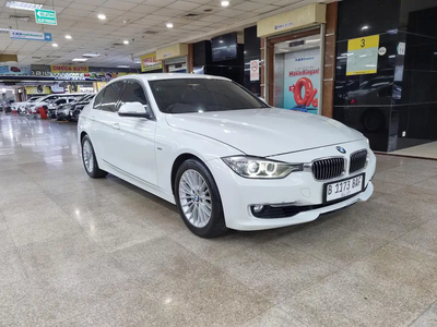 BMW 320i 2013