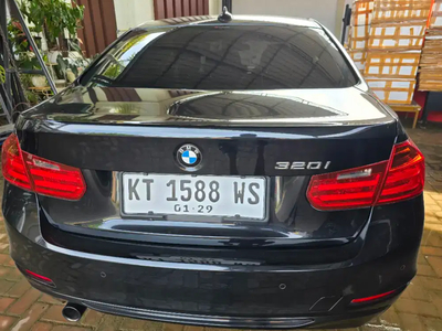 BMW 320i 2013