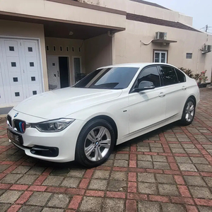 BMW 320i 2014